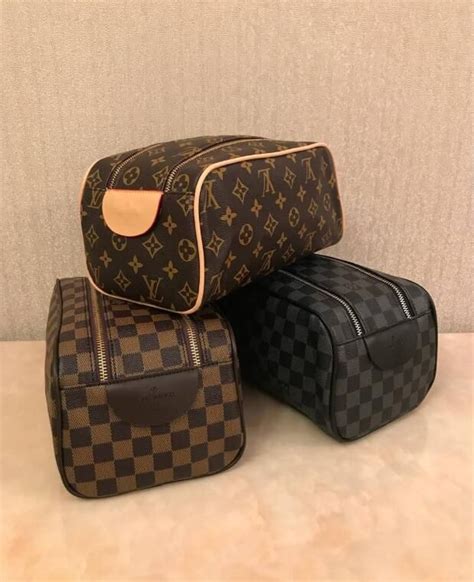 louis vuitton wash bag men